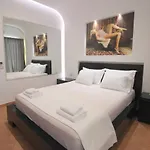 מלון Oskar 4*