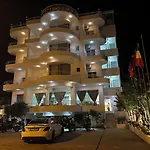 מלון Oskar סרנדה