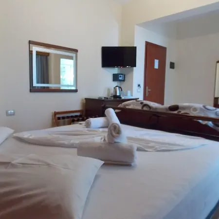 Hotell Oskar 4*