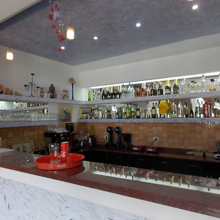 Oskar 4* Sarandë