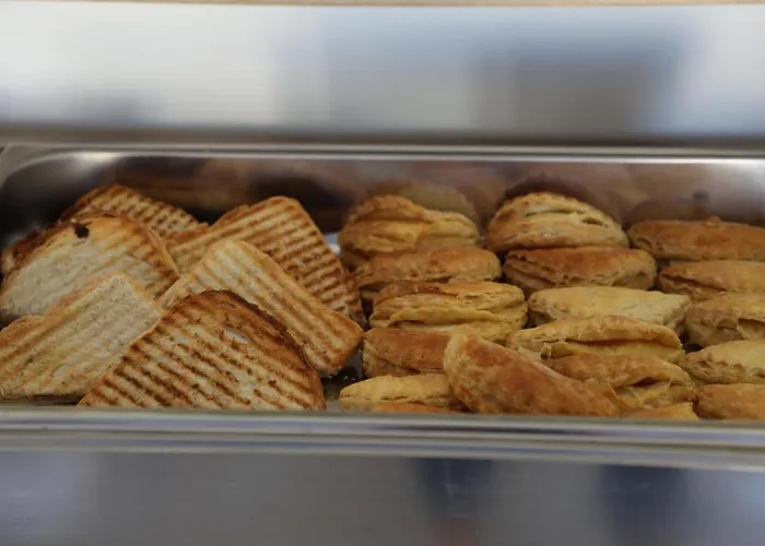 酒店 Oskar Sarandë