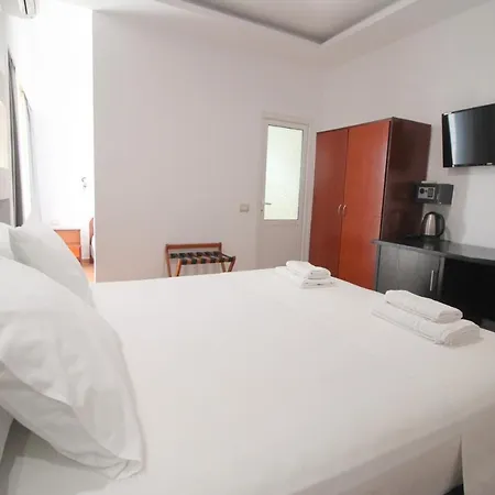 Oskar 4*
