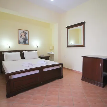 Hotel Oskar Sarandë