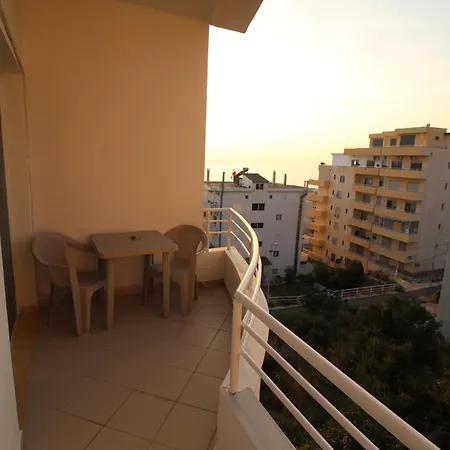 Oskar 4* Sarandë